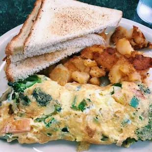 Veggie Omelette-comes with toast and home fries!