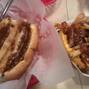 2 chili-cheese hot dogs, regular chili cheese fry