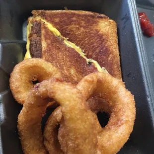 Grilled cheese &amp; rings - heaven