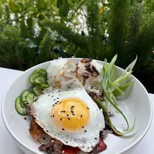 Griddle beef, onions, and rice with egg