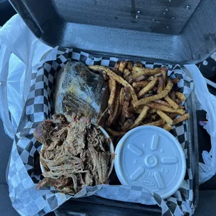 Dorfman Platter w/ side of collard greens and fries