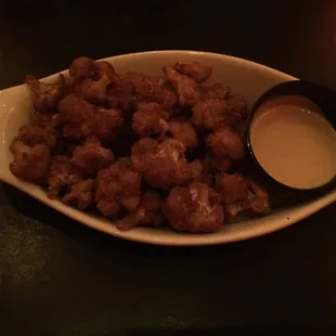 Cajun cauliflower bites