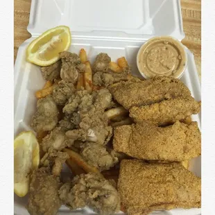 a picture of a tray of food