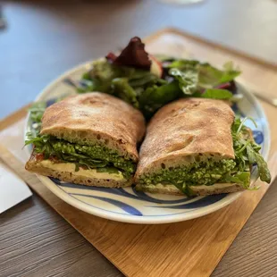 arugula pesto caprese sandwich