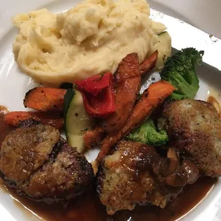 Gorgonzola Crusted Beef Medallions*