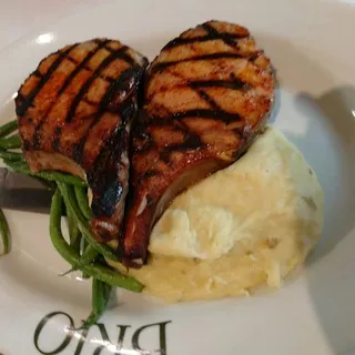 Tuscan Grilled Pork Chops*