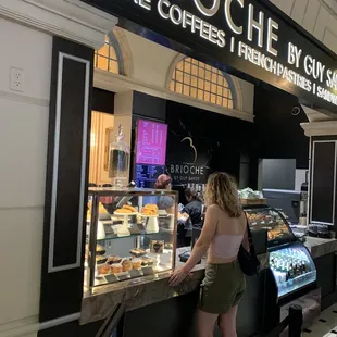 The counter to order to go and there is a restaurant next door for dining.