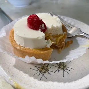 Passionfruit tart