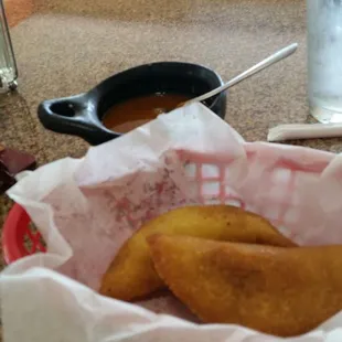 Empanadas &amp; sauce