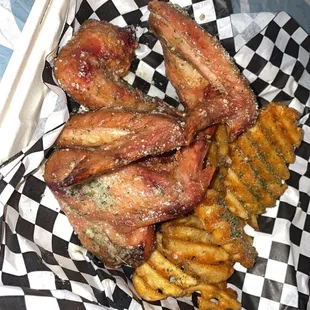 Smoked Parm wings