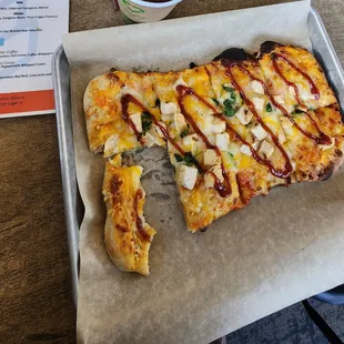 Chicken bbq flatbread (pretty good)
