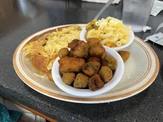 Gunter’s Family Kitchen