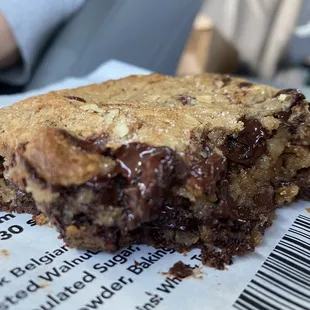 Chocolate chip cookie