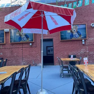 TV's in the outdoor area