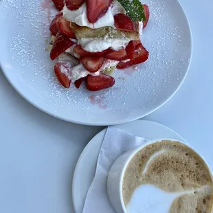 Strawberry Shortcake & cappuccino