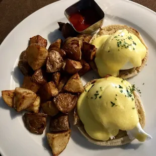 Eggs Benedict