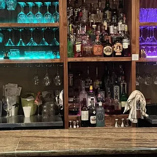 Full bar