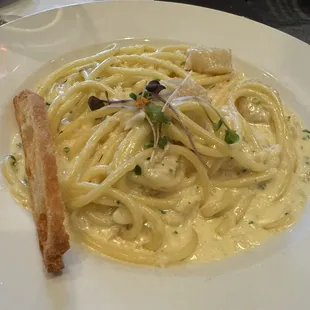 Bucatini with seafood
