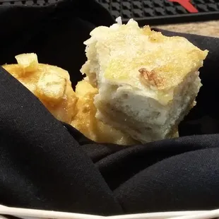 WARM APPLE BREAD