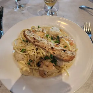 Bucatini Pasta