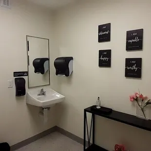 Loo. Inspiring quotes.