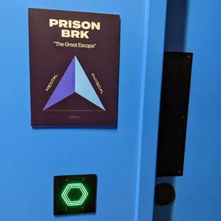 Each triangle defines what kind of challenge is inside, physical, mental or logic