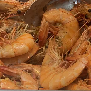 a close up of shrimp