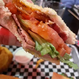 B2LT Sandwich