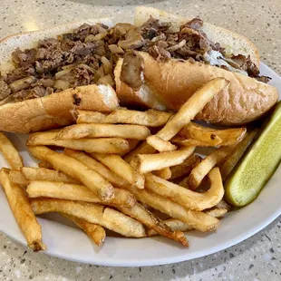 Cheesesteak with fried onions and mushrooms