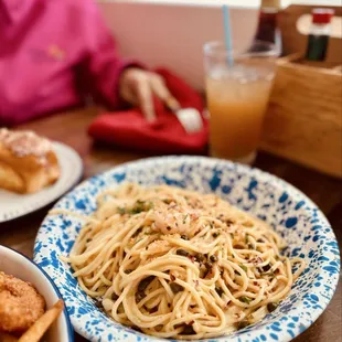 food, ramen and noodles