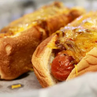 two hotdogs in a basket