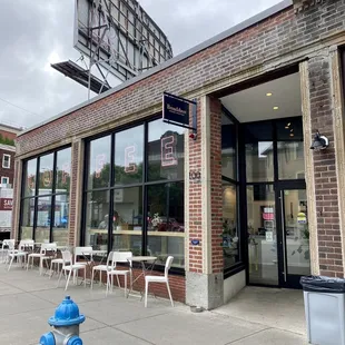 06.04.22 Front street entrance