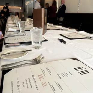 sushi and sashimi, interior