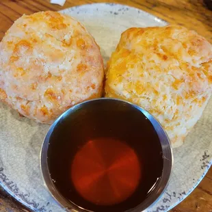 Buscuits and honey