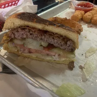 Bacon cheeseburger