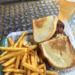 Jalapeño BLT / Fries