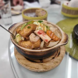Seafood tofu clay pot