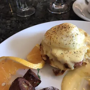 Eggs Benedict