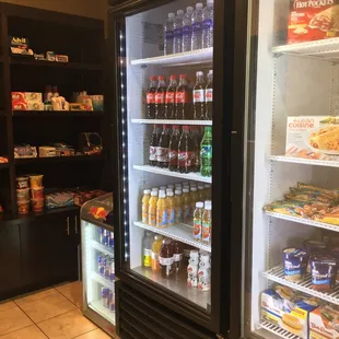 24/7 Convenience Store!