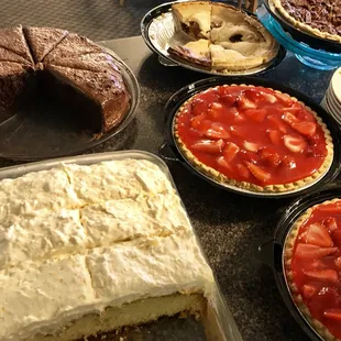 FREE DESSERT WEDNESDAY when you eat a meal in dining room!!!