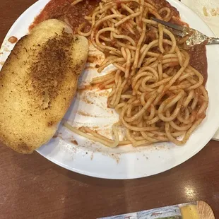 Kids Spaghetti with Garlic Toast