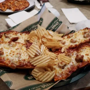 Pizza sandwich