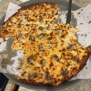Sausage pizza