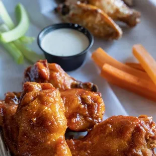 chicken wings, chicken, food, bbq wings, chicken wings and fried chicken, fried chicken wings, poultry, fried chicken, bbq chicken