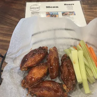 food, fried chicken, fried chicken wings, chicken wings and fried chicken, chicken wings, bbq wings, chicken, poultry, bbq chicken
