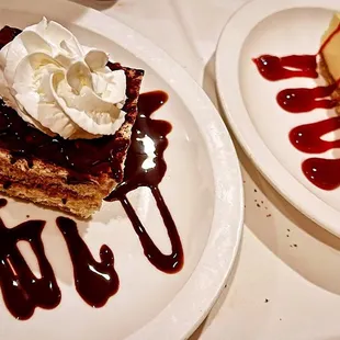 Tiramisu &amp; Cheesecake
