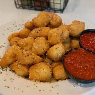 Lg Broadway Garlic Bites