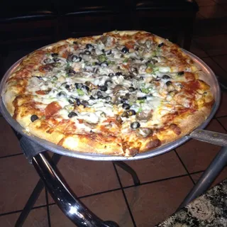 Deluxe Pizza