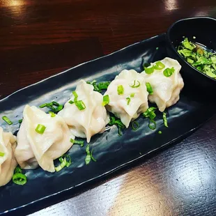 Shrimp, pork and chives dumpling