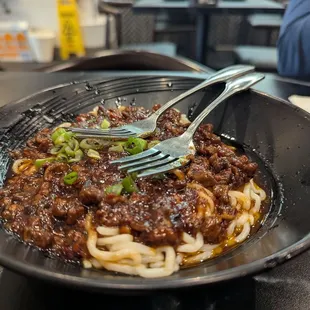 Korean fried sauce noodles